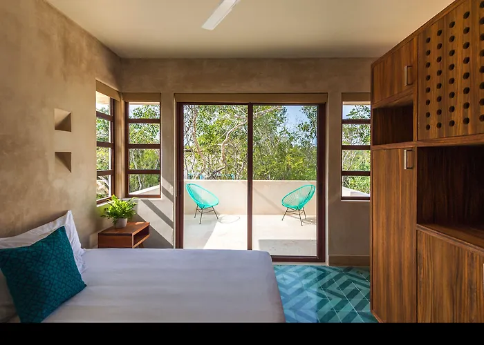 Tiki Tiki Hotel