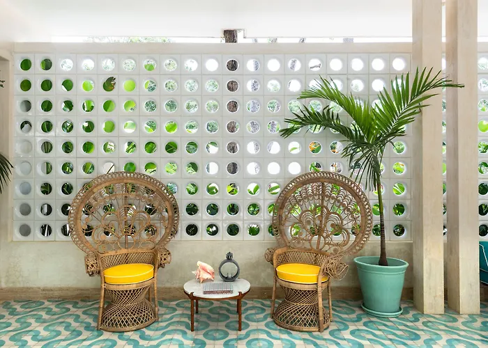 Hotel Tiki Tiki