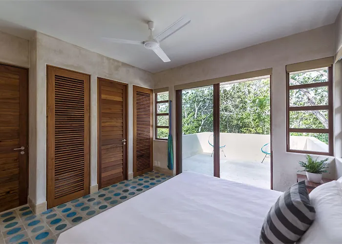 Hotel Tiki Tiki 4*