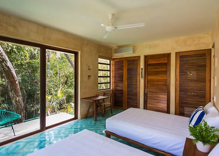 Hotel Tiki Tiki