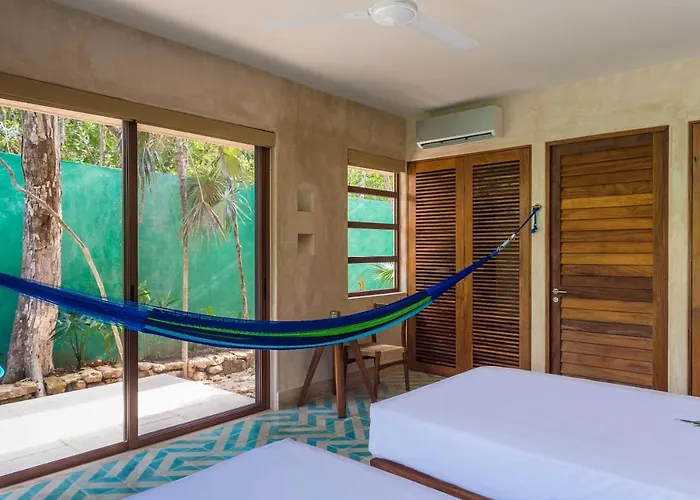 Hotel Tiki Tiki 4*