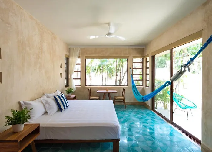 Hotel Tiki Tiki 4*