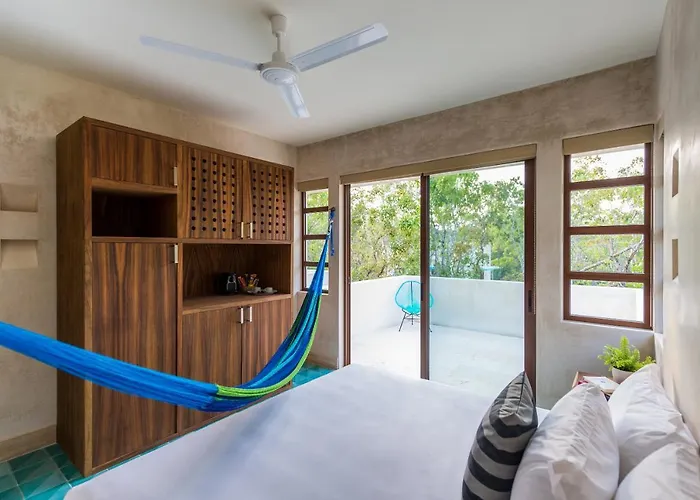 Tiki Tiki Hotel
