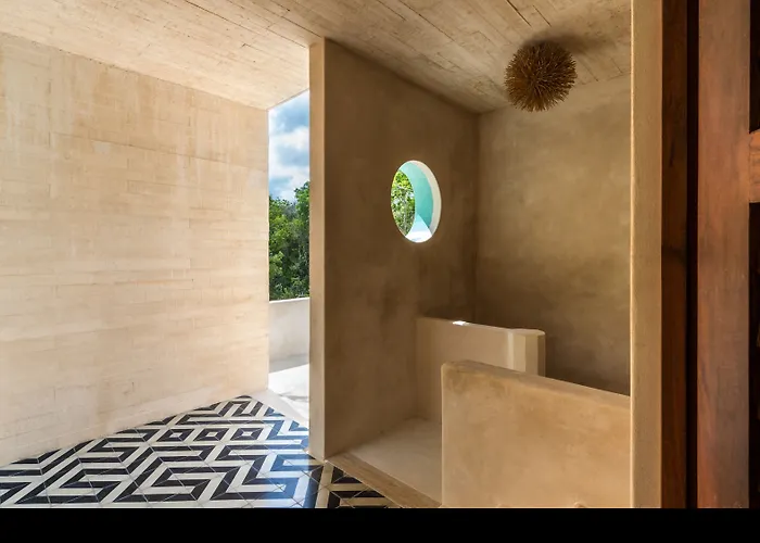 Hotel Tiki Tiki 4*